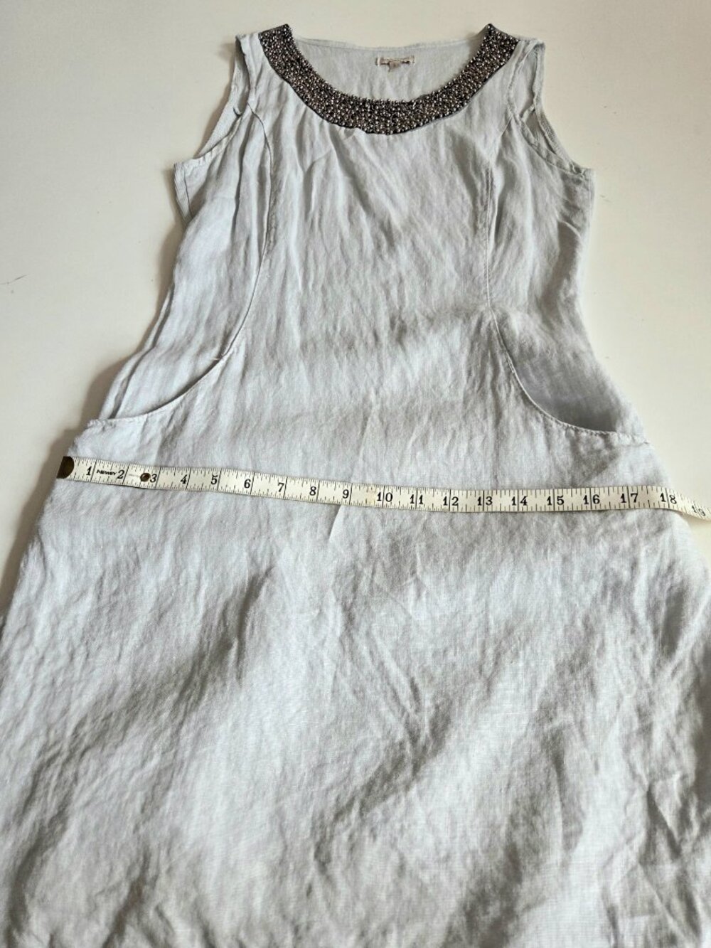 Lina Tomei Italian 100% Linen Light Grey Shift Dress Beaded Scoop Neck - Picture 8 of 11